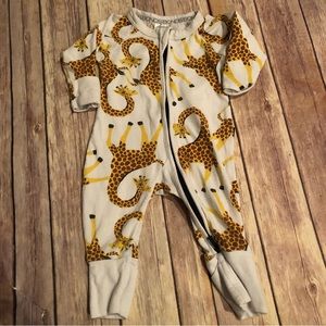 Bonds Wondersuit giraffe sleeper